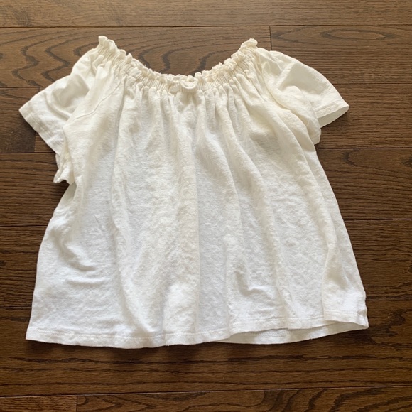 White Gap Off the Shoulder Shirt - Picture 4 of 4